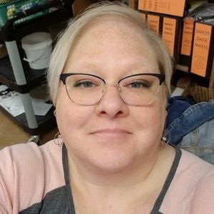 Meet your Posher, Andrea